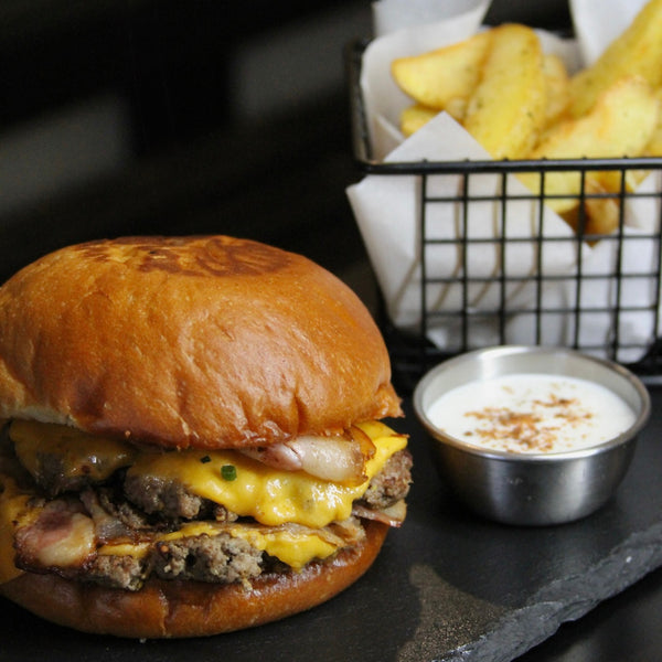 Burger cheese bacon