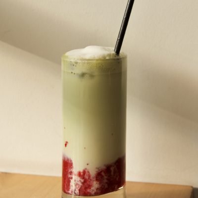 Iced matcha berry